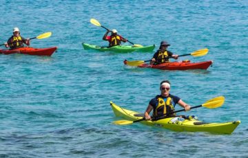 aventuras acuaticas kayak para despedidas en barcelona
