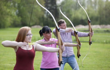 tiro con arco para despedidas de soltero y soltera